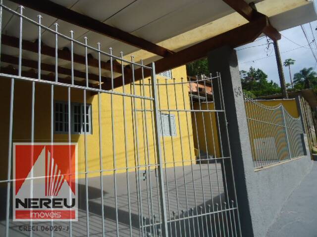 #711 - Casa para Venda em Juquitiba - SP - 2
